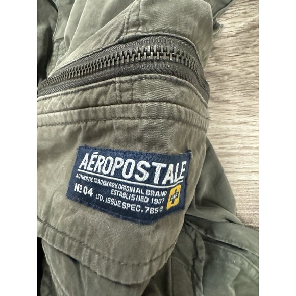 Aeropostale Green Baggy Cargo Khaki Shorts Military Size 32 Waist Baggy - Picture 4 of 4